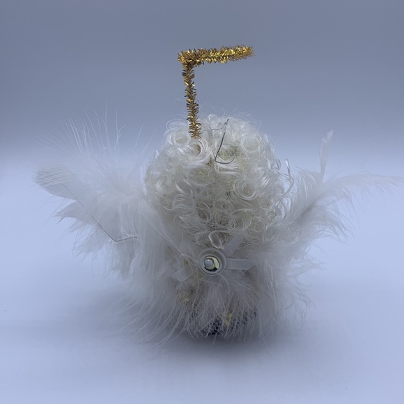 Kitschy Caroler Angle Feather Wings Handpainted Christmas Tree Ornament - Picture 3 of 7